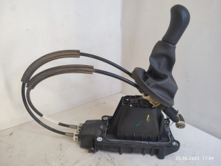 кулиса Renault Duster 1 поколение HSM 2014, 1.6 л., K4M 696, бензин, 5МКПП, внедорожник 5 дв., 8200760429