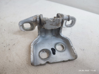 петля двери Renault Duster 1 поколение HSM 2014, 1.6 л., K4M 696, бензин, 5МКПП, внедорожник 5 дв., 804209726R