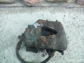 суппорт передний правый Skoda Fabia 2 поколение [рестайлинг] 2011, 1.2 л., CGPA, бензин, 5МКПП, хетчбэк 5 дв.