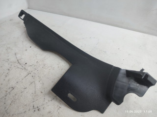 накладка на порог внутренняя Skoda Fabia 2 поколение [рестайлинг] 2011, 1.2 л., CGPA, бензин, 5МКПП, хетчбэк 5 дв., 8J6853370