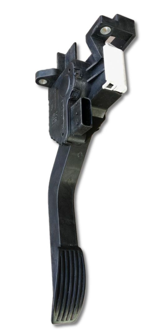 педаль IVECO Daily 6 поколение 35c12 2017, 2.3 л., F1AFL411B, дизель, АКПП, грузовик, 5801814890 - фото №1