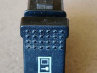 кнопка центрального замка IVECO Daily 4 поколение 35S11 2009, 2.3 л., дизель, фургон, задний привод, 69500499