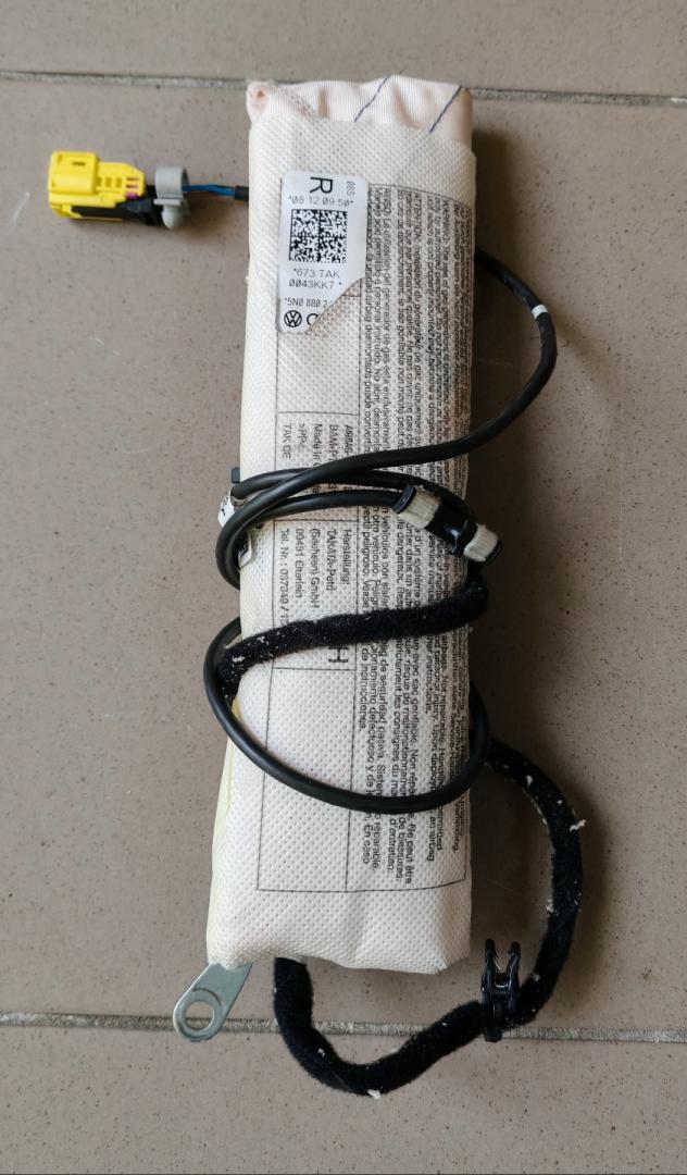 подушка безопасности сиденья Volkswagen Tiguan 1 поколение 2009, 2.0 л., CBAB, дизель, МКПП, 5N0880242F - фото №1