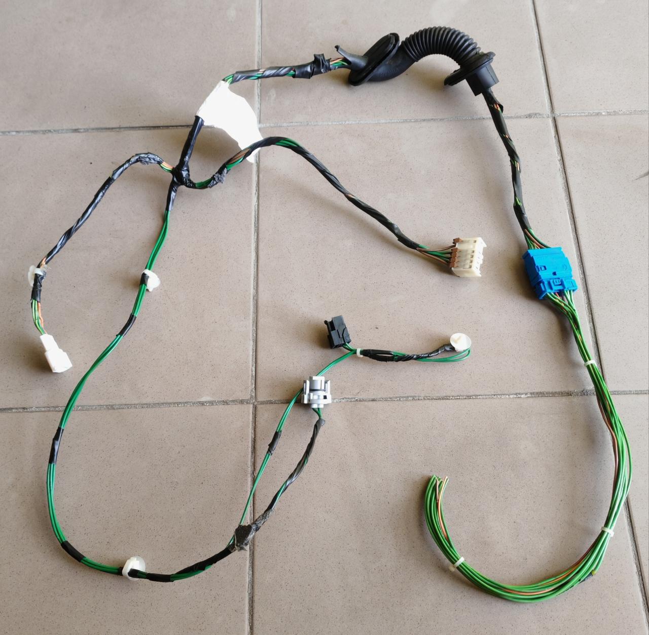 дверная проводка IVECO Daily 3 поколение 40C13 2005, 2.8 л., дизель, микроавтобус - фото №1