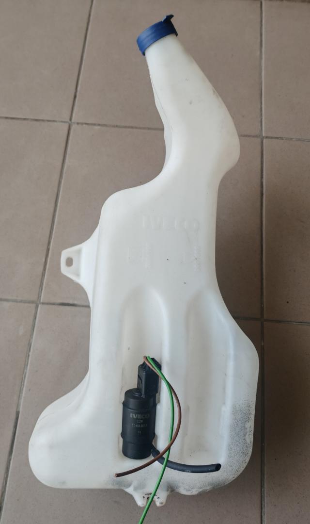 бачок омывателя IVECO Daily 4 поколение 35C15 2008, 3.0 л., F1CE0481F, дизель, МКПП, фургон, задний привод, 504015670, 3801895 - фото №1