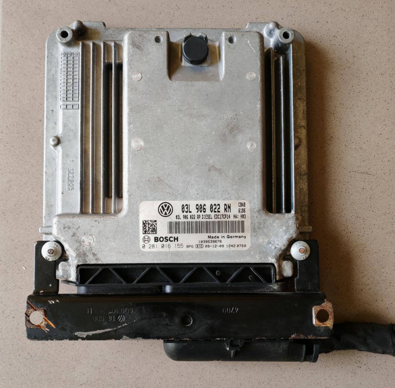 блок управления двигателем Volkswagen Tiguan 1 поколение 2009, 2.0 л., CBAB, дизель, МКПП, 03L906022RN, 0281016155 - фото №1