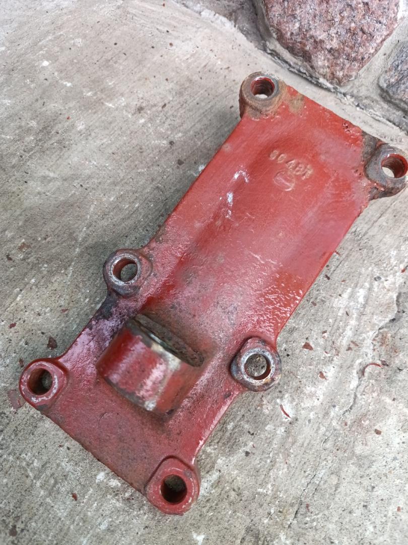 кронштейн (крепление) IVECO Daily 3 поколение 40C13 2005, 2.8 л., дизель, микроавтобус, SG4BT - фото №1