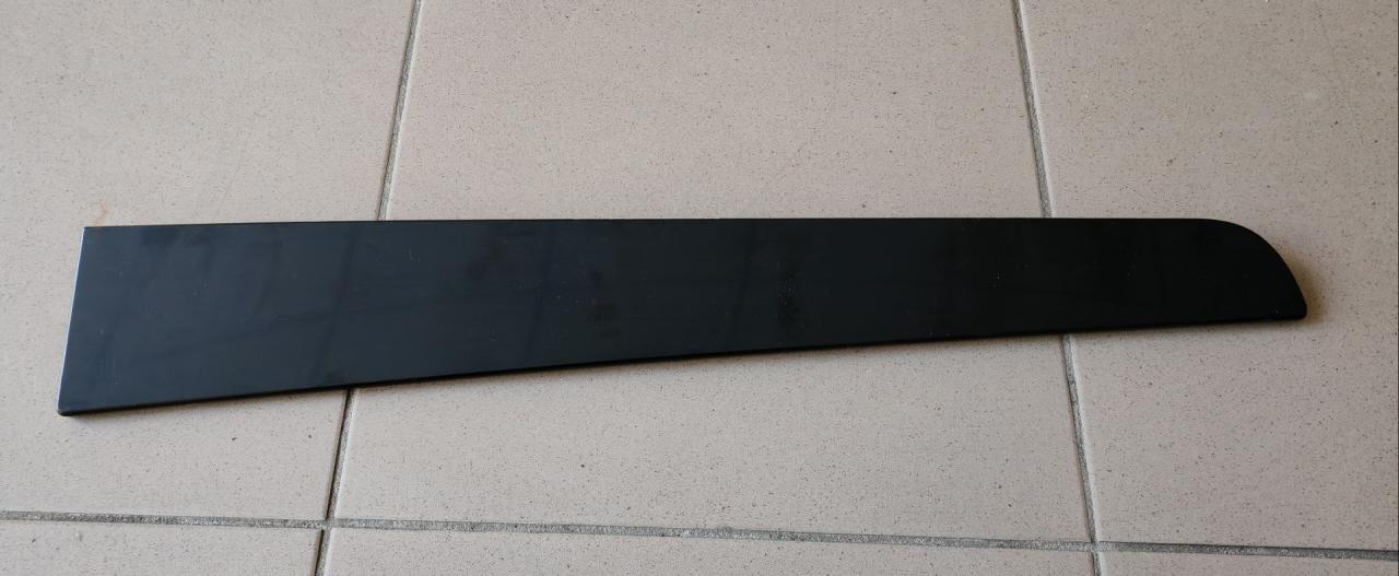 молдинг двери передней левой IVECO Daily 6 поколение 35c12 2017, 2.3 л., F1AFL411B, дизель, АКПП, грузовик, 5801529604 - фото №1