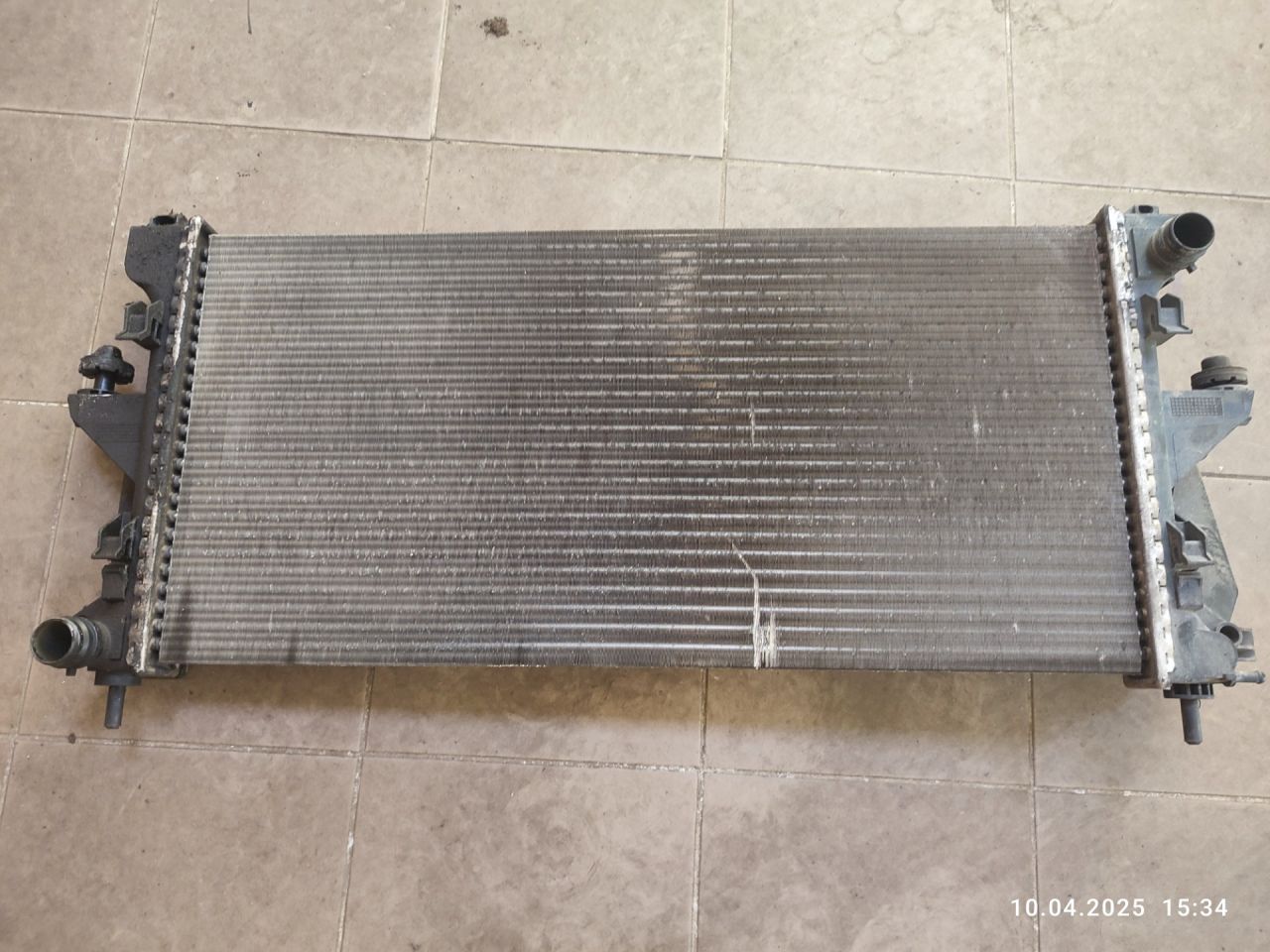 радиатор (основной) Citroen Jumper 2 поколение 2007, 2.2 л., 4HU (P22DTE), дизель, 6МКПП, микроавтобус, 1330Q2 - фото №1