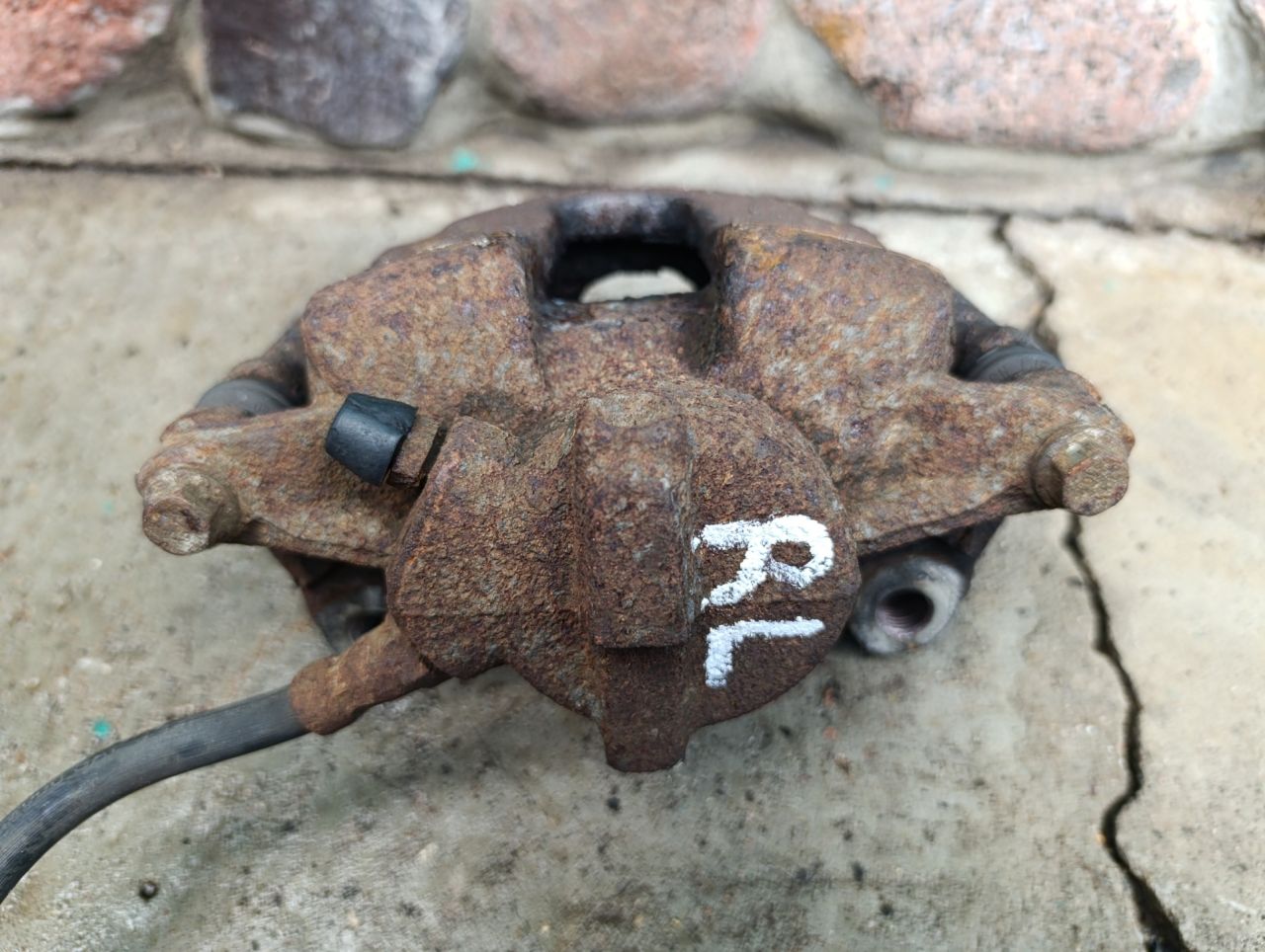 суппорт задний левый Fiat Ducato 3 поколение L3H3 2007, 3.0 л., 6МКПП, белый, микроавтобус, 735353854 - фото №1