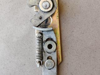 замок двери IVECO Daily 3 поколение 2001, 2.8 л., дизель, МКПП, микроавтобус, 93926351