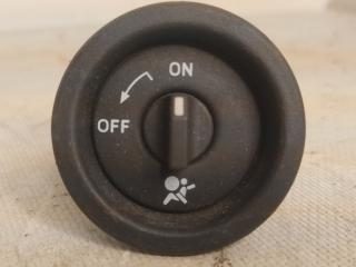 кнопка Airbag Renault Duster 1 поколение HSA 2013, 1.5 л., K9K 896, дизель, 6МКПП, белый, внедорожник 5 дв., 681995427R