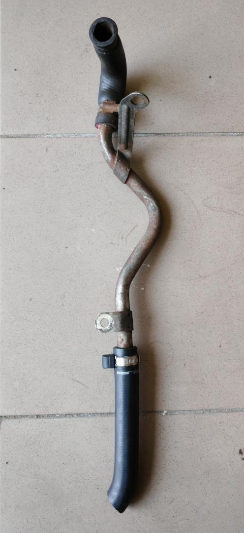 трубка охлаждающей жидкости IVECO Daily 3 поколение 40C13 2005, 2.8 л., дизель, микроавтобус, 99463355 - фото №1