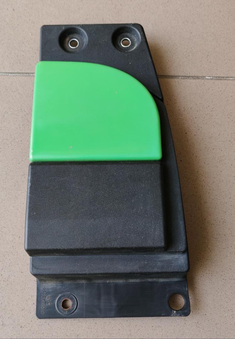 молдинг (накладка кузовная) IVECO Daily 6 поколение 35c12 2017, 2.3 л., F1AFL411B, дизель, АКПП, грузовик, 5801648114, 5801644709, 5801545425 - фото №1