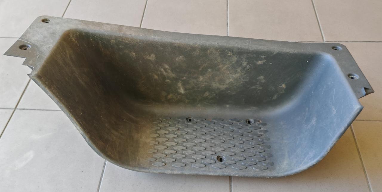 подножка IVECO Daily 4 поколение 35S11 2009, 2.3 л., дизель, фургон, задний привод, 5801257175 - фото №1