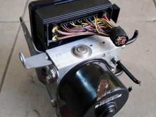 блок ABS BMW 3 серия E90/E91/E92/E93 E90 2007, 2.0 л., N46B20BX, бензин, 6МКПП, sparkling graphite, седан, 34526776056, 34516776055