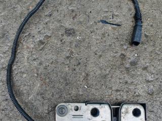 замок капота Volkswagen Tiguan 1 поколение 2009, 2.0 л., CBAB, дизель, МКПП