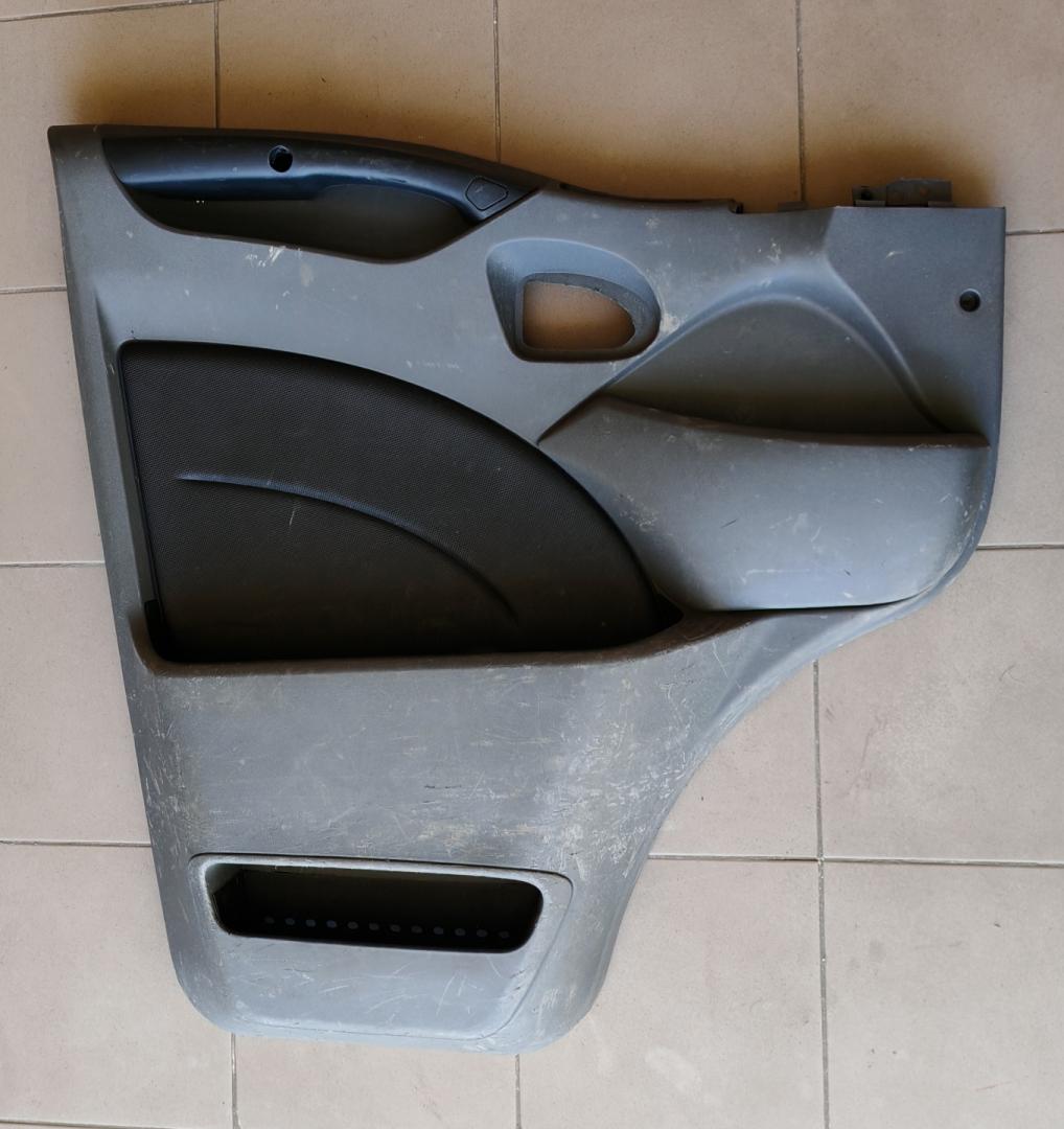 обшивка двери передняя левая IVECO Daily 5 поколение 35S11 2014, 2.3 л., F1AE3481A, дизель, робот, фургон, задний привод, 5801256704 - фото №1
