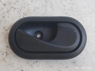 ручка внутренняя передняя правая Renault Duster 1 поколение HSM 2014, 1.6 л., K4M 696, бензин, 5МКПП, внедорожник 5 дв., 8200733847