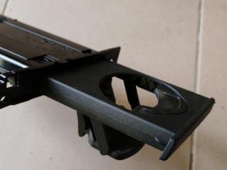 подстаканник BMW 3 серия E90/E91/E92/E93 E90 2007, 2.0 л., N46B20BX, бензин, 6МКПП, sparkling graphite, седан, 51457127463