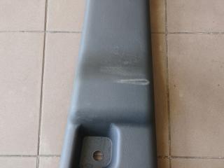 обшивка стойки центральной правой IVECO Daily 5 поколение 35S11 2013, 2.3 л., дизель, фургон, 5801263933