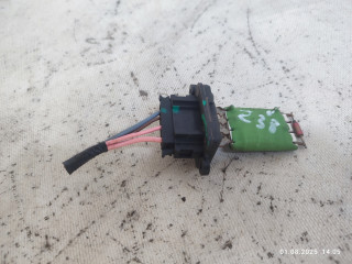 сопротивление печки Renault Duster 1 поколение HSM 2014, 1.6 л., K4M 696, бензин, 5МКПП, внедорожник 5 дв.