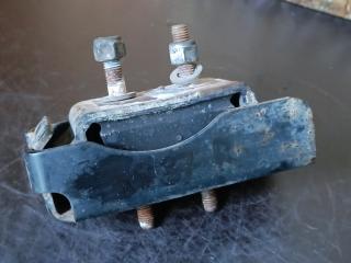 подушка крепления двигателя IVECO Daily 4 поколение 35S11 2009, 2.3 л., дизель, фургон, задний привод, 5801283685