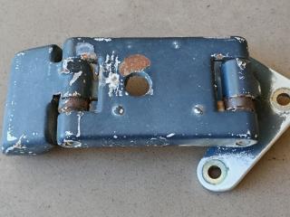 петля двери IVECO Daily 3 поколение 2001, 2.8 л., дизель, МКПП, микроавтобус, 500324294