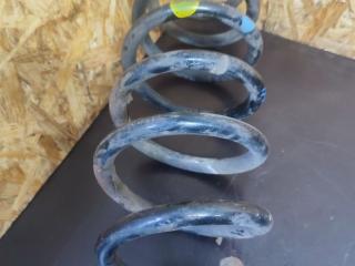 пружина задняя Renault Duster 1 поколение HSA 2013, 1.5 л., K9K 896, дизель, 6МКПП, белый, внедорожник 5 дв., 550208154R