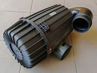 корпус воздушного фильтра IVECO Daily 4 поколение 35S11 2009, 2.3 л., дизель, фургон, задний привод, 500315949, 500315951, 504154698, 504154692