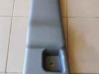 обшивка стойки центральной левой IVECO Daily 4 поколение 35S11 2009, 2.3 л., дизель, фургон, задний привод, 500312450, 5801263935