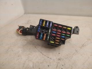 блок предохранителей Renault Duster 1 поколение HSA 2013, 1.5 л., K9K 896, дизель, 6МКПП, белый, внедорожник 5 дв., 7703297597