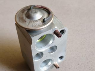 расширительный клапан кондиционера BMW 3 серия E90/E91/E92/E93 E90 2007, 2.0 л., N46B20BX, бензин, 6МКПП, sparkling graphite, седан, 64116981484