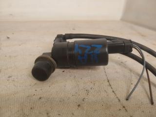 насос (моторчик) омывателя стекла Renault Duster 1 поколение HSA 2013, 1.5 л., K9K 896, дизель, 6МКПП, белый, внедорожник 5 дв., 6001549444