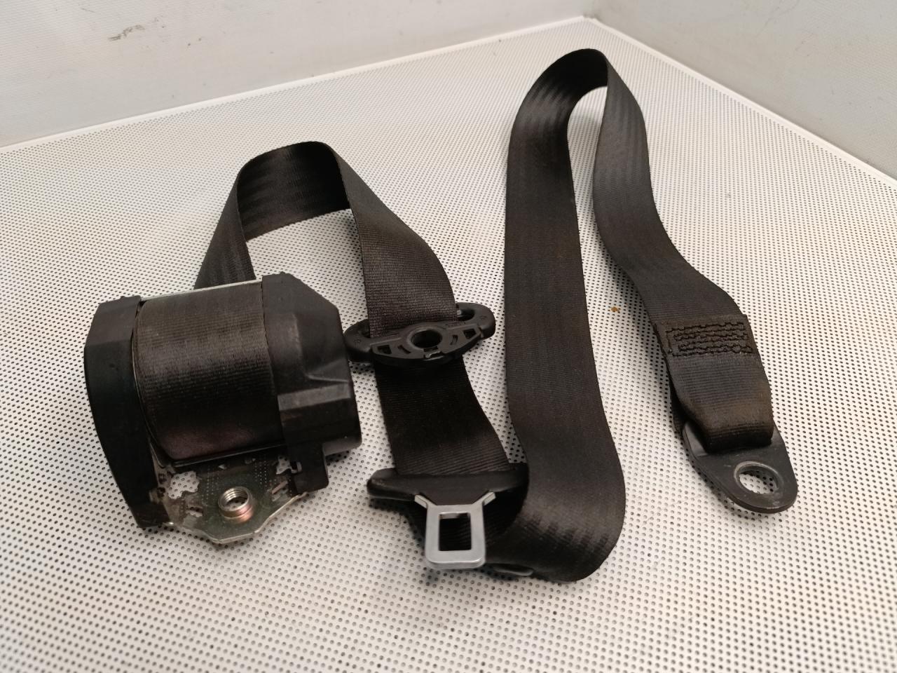 ремень безопасности IVECO Daily 4 поколение 40C12 2008, 2.3 л., F1AE0481GA, дизель, 5МКПП, микроавтобус, задний привод - фото №1