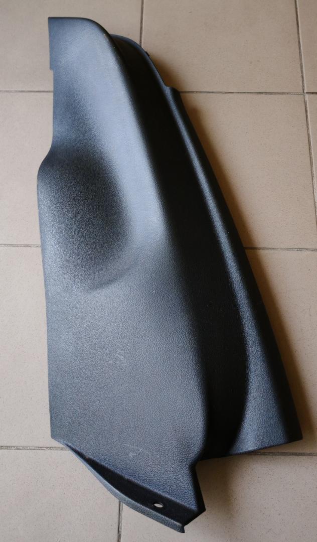 пластик Volkswagen Tiguan 1 поколение 2009, 2.0 л., CBAB, дизель, МКПП, 5N0867765 - фото №1