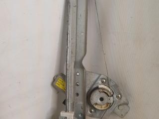 стеклоподъемник задний правый Renault Duster 1 поколение HSA 2013, 1.5 л., K9K 896, дизель, 6МКПП, белый, внедорожник 5 дв., 827203156R