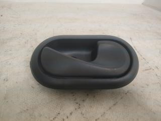 ручка внутренняя задняя правая Renault Duster 1 поколение HSA 2013, 1.5 л., K9K 896, дизель, 6МКПП, белый, внедорожник 5 дв., 8200733847