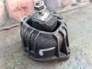 подушка крепления двигателя BMW 3 серия E90/E91/E92/E93 E90 2007, 2.0 л., N46B20BX, бензин, 6МКПП, sparkling graphite, седан, 22116768853