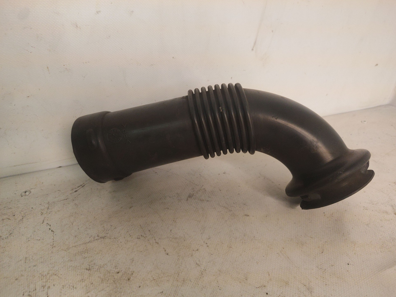 патрубок воздушного фильтра Mercedes-Benz Vito W639 2006, 2.2 л., OM 646.983, дизель, 6МКПП, A6395280108 - фото №1