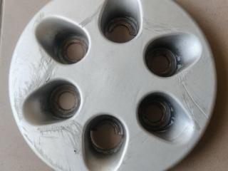 колпак колесный IVECO Daily 4 поколение 35S11 2009, 2.3 л., дизель, фургон, задний привод, 504141760