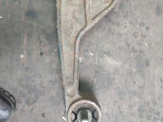 кронштейн редуктора Mercedes-Benz Vito W639 2006, 2.2 л., OM 646.983, дизель, 6МКПП, A6393500485