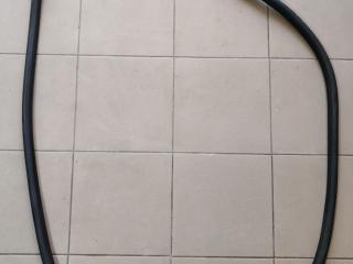 уплотнитель двери Volkswagen Tiguan 1 поколение 2009, 2.0 л., CBAB, дизель, МКПП, 5N0867911