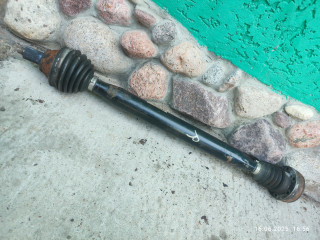 полуось передняя правая (приводной вал, ШРУС) Skoda Fabia 2 поколение [рестайлинг] 2011, 1.2 л., CGPA, бензин, 5МКПП, хетчбэк 5 дв., 6Q0407272