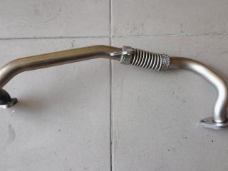 трубка системы рециркуляции EGR Volkswagen Tiguan 1 поколение 2009, 2.0 л., CBAB, дизель, МКПП, 03L131521AK