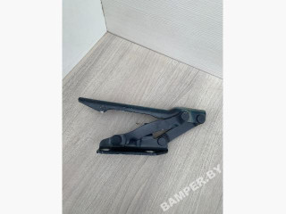 петля капота левая BMW 5 серия E60/E61 [рестайлинг] 2008, 3.0 л., дизель, АКПП, седан, 4161008727