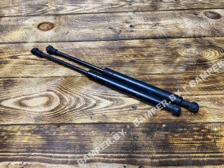 амортизатор капота BMW 5 серия E60/E61 2005, 2.5 л., бензин, МКПП, седан, 51237008745, 7008745