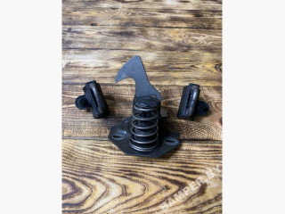 захватный крюк капота BMW 3 серия E90/E91 [рестайлинг] 2009, 2.0 л., бензин, МКПП, универсал, 7212653