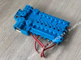 блок предохранителей BMW X5 E53 [рестайлинг] 2005, 3.0 л., бензин, внедорожник 5 дв., 8387543