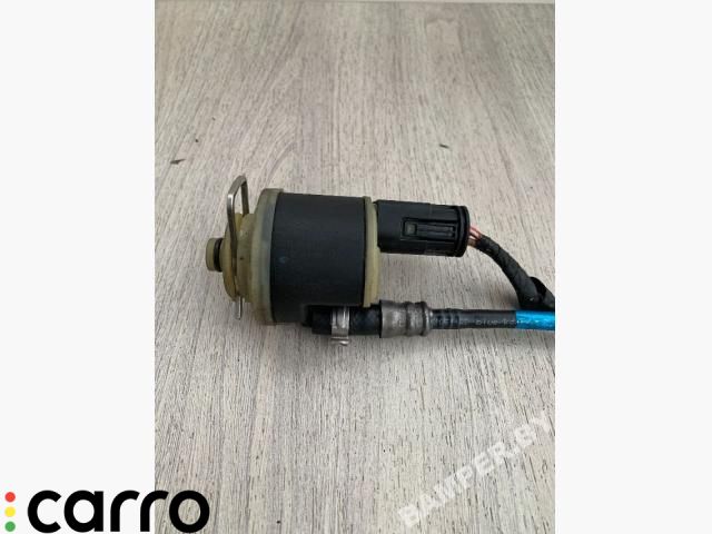 подогрев топливного фильтра BMW 2012, 2.0 л., дизель, МКПП, седан, 13328572519, 8572519 - фото №1